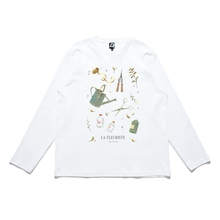 Load image into Gallery viewer, "La Fleuriste" Cut and Sew Wide-body Long Sleeved Tee White/Black/Beige