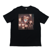 Load image into Gallery viewer, "Heartlight" Cut and Sew Wide-body Tee White/Black