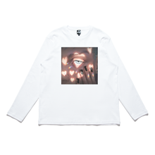 Load image into Gallery viewer, "Heartlight" Cut and Sew Wide-body Long Sleeved Tee White/Black