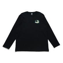 Load image into Gallery viewer, "Whale Window" Cut and Sew Wide-body Long Sleeved Tee White/Black