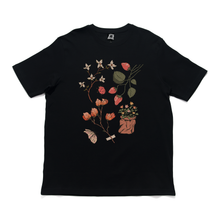 Load image into Gallery viewer, &quot;Living Things&quot; Cut and Sew Wide-body Tee Black/Beige