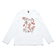 Load image into Gallery viewer, &quot;Withered Things&quot; Cut and Sew Wide-body Long Sleeved Tee White/Salmon Pink