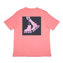 Load image into Gallery viewer, &quot;hashiru&quot; Cut and Sew Wide-body Tee White/Salmon Pink