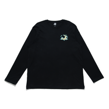 Load image into Gallery viewer, &quot;Whale Window&quot; Cut and Sew Wide-body Long Sleeved Tee White/Black