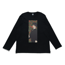 Load image into Gallery viewer, &quot;Camellia&quot; Cut and Sew Wide-body Long Sleeved Tee White/Black