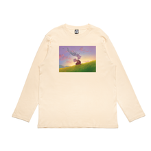 Load image into Gallery viewer, &quot;Fading Away&quot; Cut and Sew Wide-body Long Sleeved Tee White/Beige